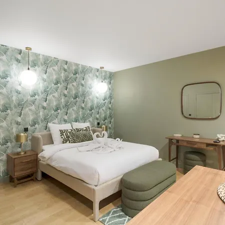 Modern In The Heart Of Near Eiffel Tower Appartamento Parigi